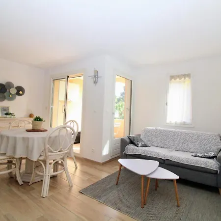 Cyprien - T2 Avec Balcon, Climatisation Et Parking - Fr-1-309-305 * Saint-Cyprien (Pyrenees-Orientales)